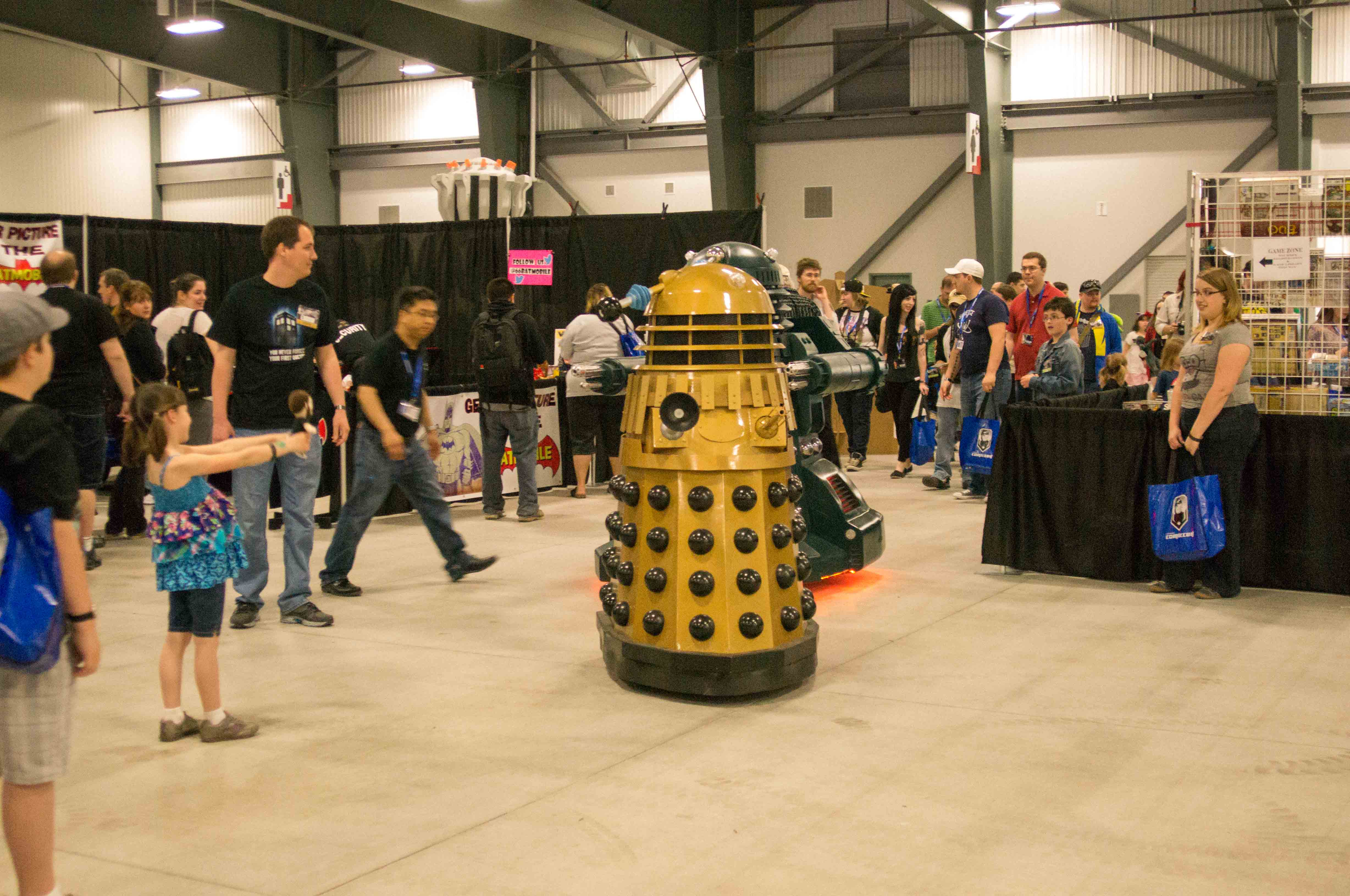 Daleks at Ottawa Comiccon 2013-3
